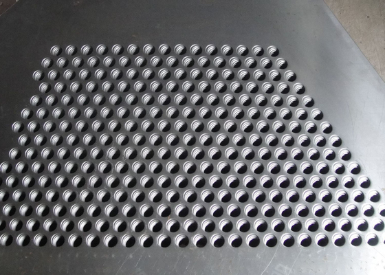 چین ورق گالوانیزه سوراخ داغ، ورق فولادی سوراخ شده برای پوشش پله تامین کننده