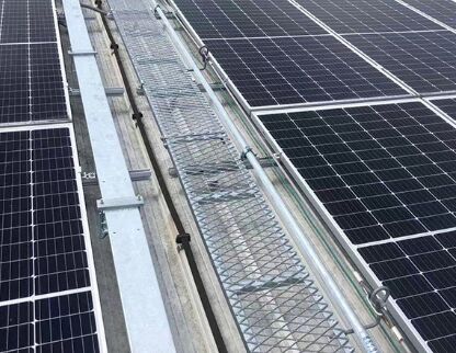 شبکه فولادی گالوانیزه 1000x6000mm برای کف ماشین و سیستم عامل های صنعتی