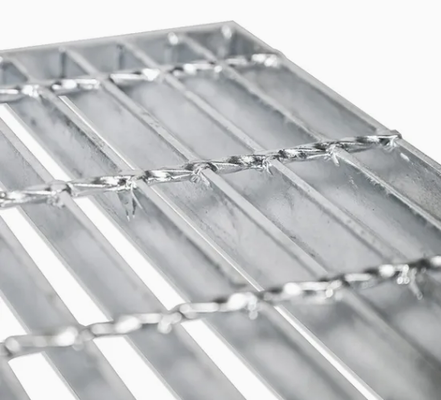 Galvanized Steel Grating with Smooth Plain Tooth for Industrial Commercial Building Materials
