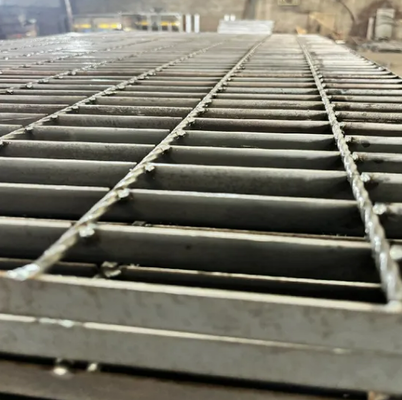 Hot-Dip Galvanized Slip-Resistant Steel Grating with Customizable Sizes for Industrial Flooring