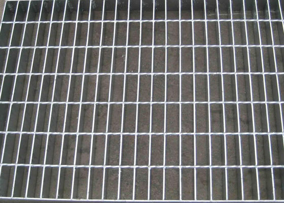 پیچ خورده نوار از فولاد ضد زنگ گریتینگ کف، ISO9001 گیت های طبقه صنعتی