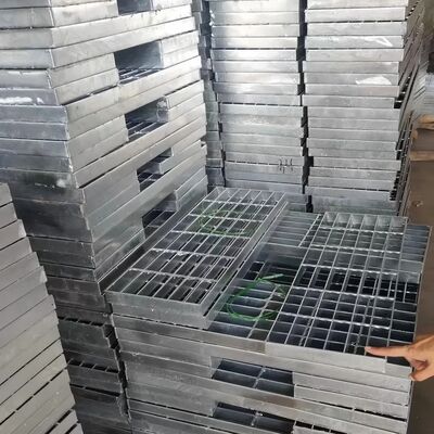 25X3 میلی‌متر گریتینگ فولادی گالوانیزه قابل جدا شدن با دندانه برای سکوهای ضد لغزش و مسیرهای پیاده‌روی